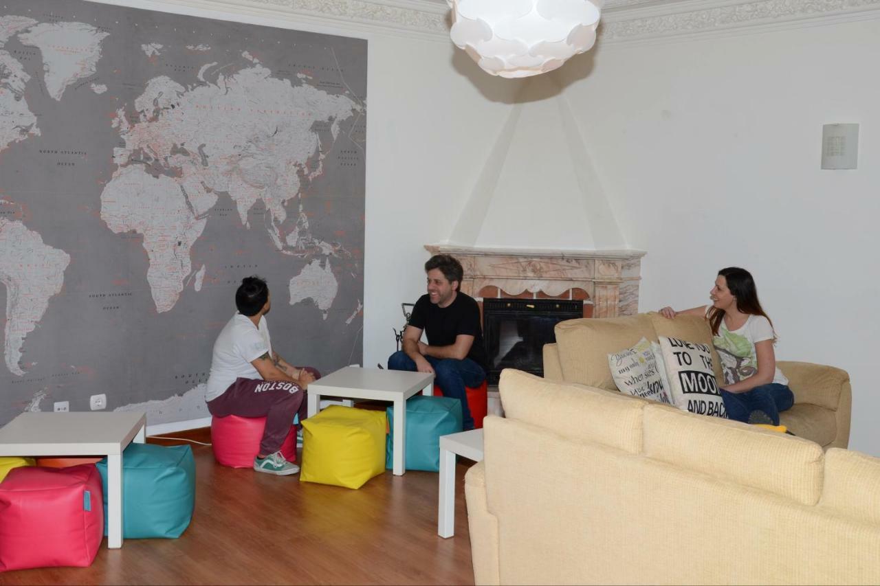 Help Yourself Hostels - Carcavelos Coast Екстериор снимка