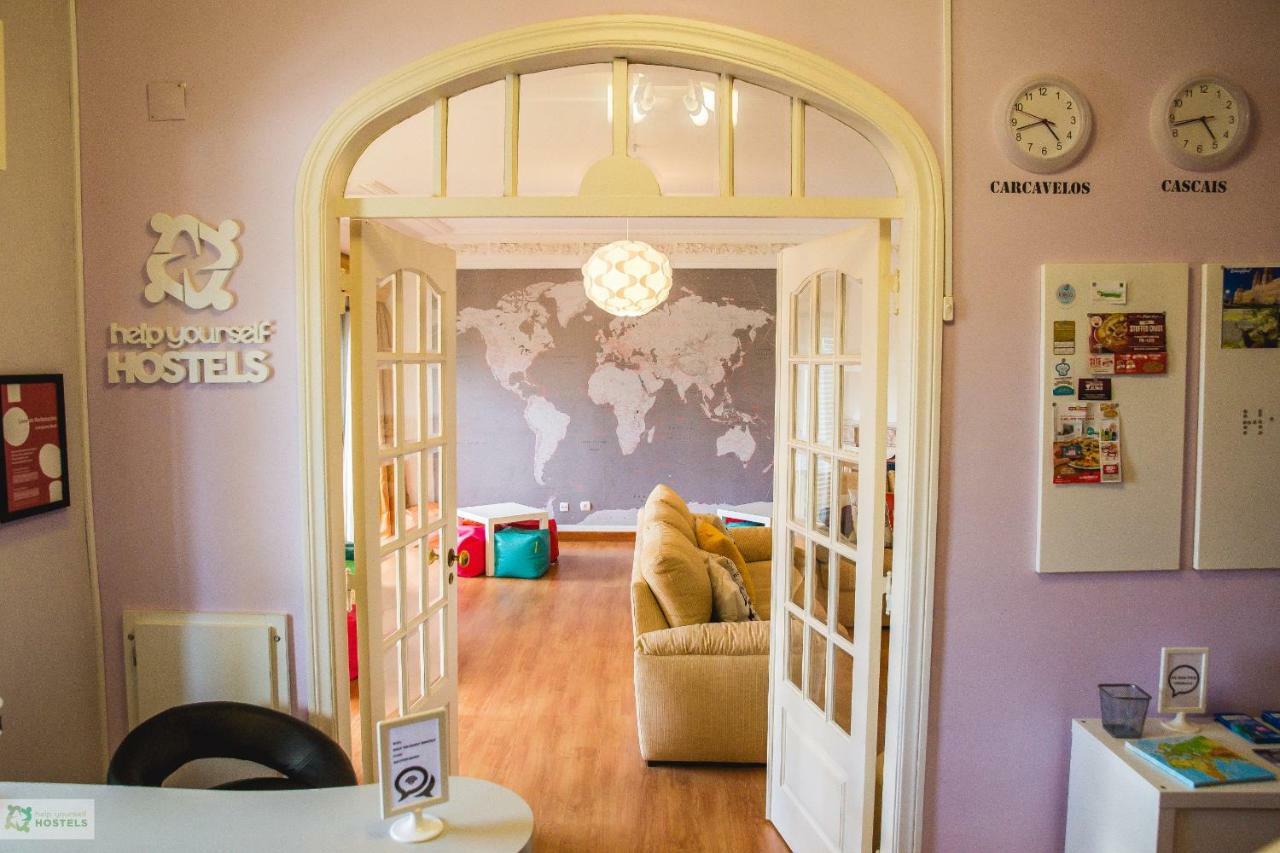 Help Yourself Hostels - Carcavelos Coast Екстериор снимка